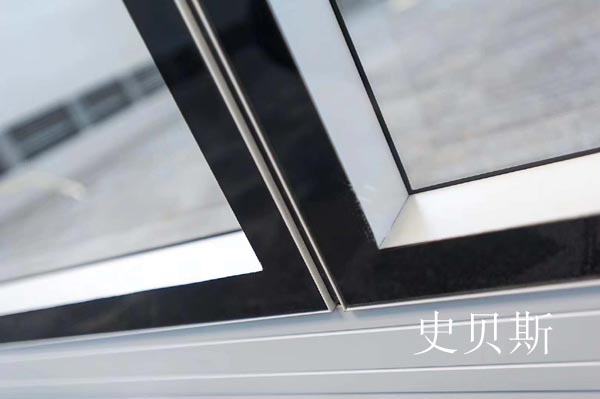 贵州​隐框玻璃隔断墙